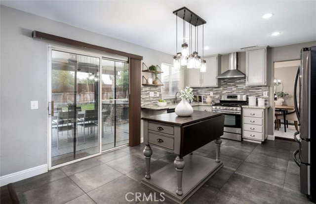 27917 Busman Road, Murrieta CA: https://media.crmls.org/medias/a816b64b-e0b2-4ff7-a458-594f202595ff.jpg