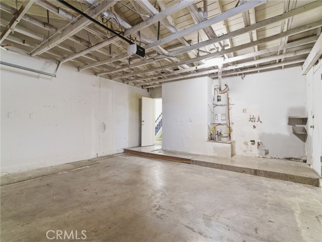 Detail Gallery Image 33 of 40 For 19745 Lull St, Winnetka,  CA 91306 - 4 Beds | 3 Baths