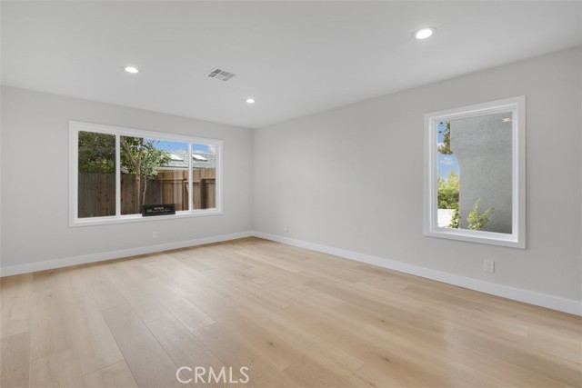 2118 Sapra Street photo 8
