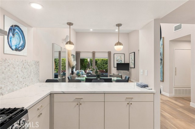 1184 Tiffany N, Palm Springs, CA 92262