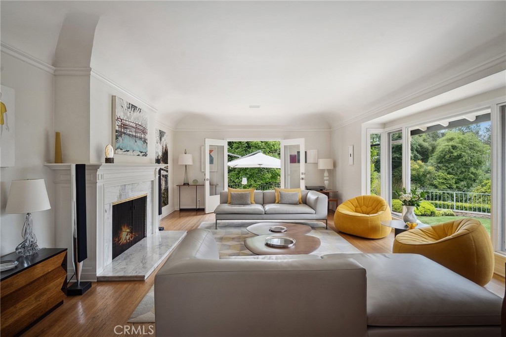3818 Hollyline AvenueSherman Oaks img 38