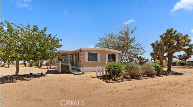 Detail Gallery Image 1 of 4 For 2671 Long View Rd, Yucca Valley,  CA 92284 - 2 Beds | 2 Baths