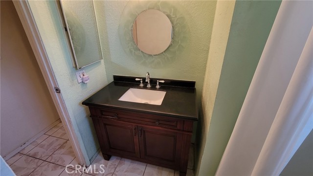 1100 E 215th Place, Carson CA: https://media.crmls.org/medias/a81907ab-c3d9-4a34-ad7e-a9044ce0da22.jpg