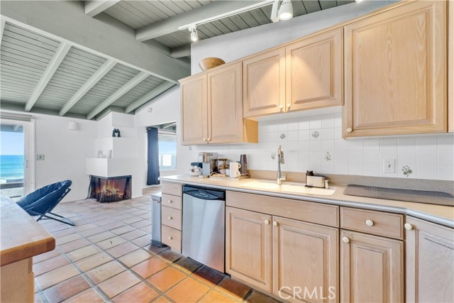 Detail Gallery Image 14 of 26 For 35757 Beach Road, Dana Point,  CA 92624 - 3 Beds | 2 Baths