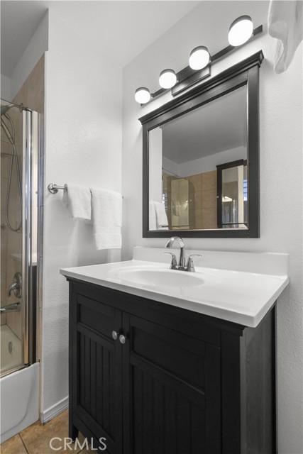 4700 W 169th Street, Lawndale CA: https://media.crmls.org/medias/a81b4884-040b-4214-989f-4e889031d9d8.jpg
