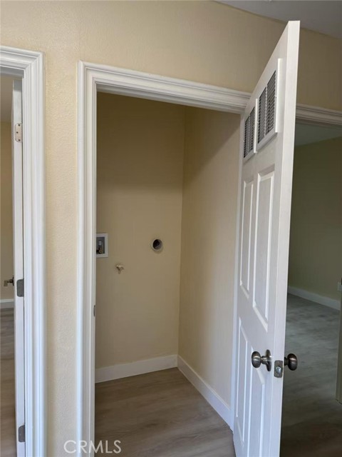 Detail Gallery Image 9 of 11 For 2032 Victoria Dr, Fullerton,  CA 92831 - 2 Beds | 1 Baths