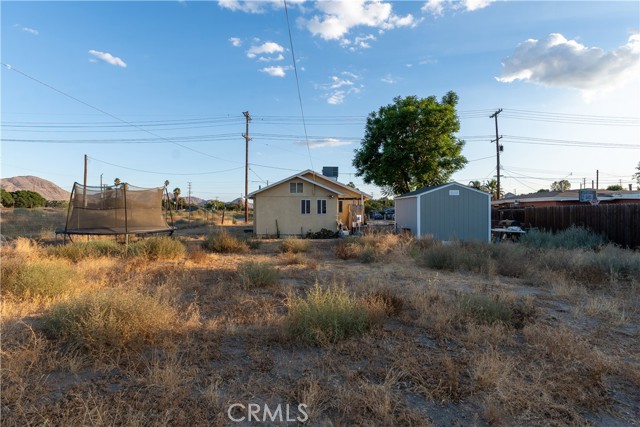 353 W L Street, Colton CA: https://media.crmls.org/medias/a81cb256-f4e8-40d5-a205-6ace8c4bcf38.jpg
