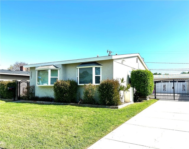 Image 2 for 2307 Heather Ave, Long Beach, CA 90815