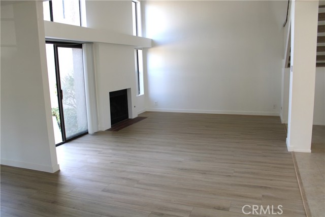 24 Woodgrove, Irvine CA: https://media.crmls.org/medias/a81e218b-1531-49e7-86c5-062f5f22f810.jpg