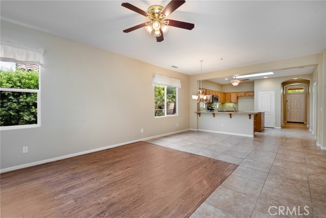 Detail Gallery Image 14 of 39 For 24051 Steelhead Dr, Corona,  CA 92883 - 2 Beds | 2 Baths