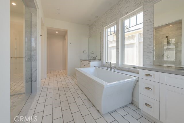 38 Bixby Ranch Road, Rolling Hills Estates, California 90274, 5 Bedrooms Bedrooms, ,5 BathroomsBathrooms,Residential,Sold,Bixby Ranch,PV21204011