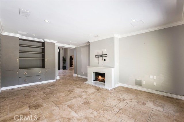 Detail Gallery Image 15 of 75 For 2959 N Beverly Glen Cir, Los Angeles,  CA 90077 - 5 Beds | 5/2 Baths