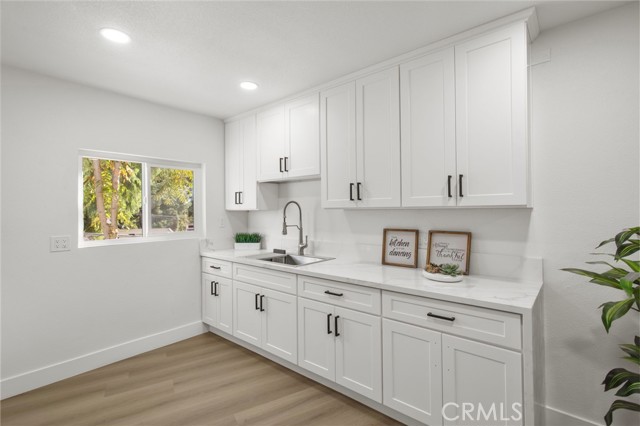 Detail Gallery Image 8 of 19 For 33467 Washington Dr, Yucaipa,  CA 92399 - 3 Beds | 2/1 Baths