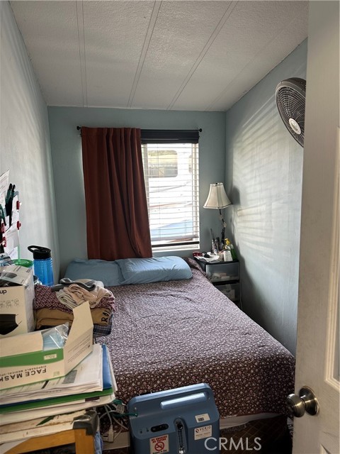 Detail Gallery Image 6 of 18 For 1835 S Manchester Ave #108,  Anaheim,  CA 92802 - 5 Beds | 1/1 Baths