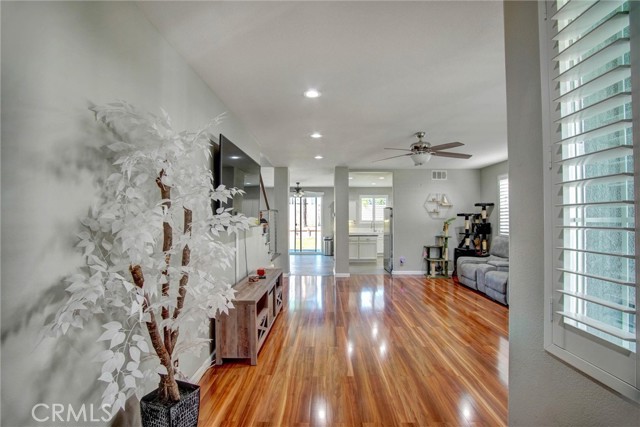 Detail Gallery Image 6 of 52 For 6713 Leanne, Corona,  CA 91752 - 4 Beds | 2/1 Baths