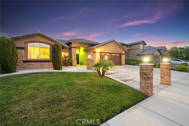 242 Lipizzan Drive, San Jacinto CA: https://media.crmls.org/medias/a821dec3-f2ab-4f26-b635-369b1c7b6d0a.jpg
