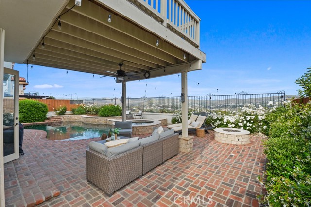 Detail Gallery Image 7 of 75 For 112 Del Cabo, San Clemente,  CA 92673 - 4 Beds | 3 Baths