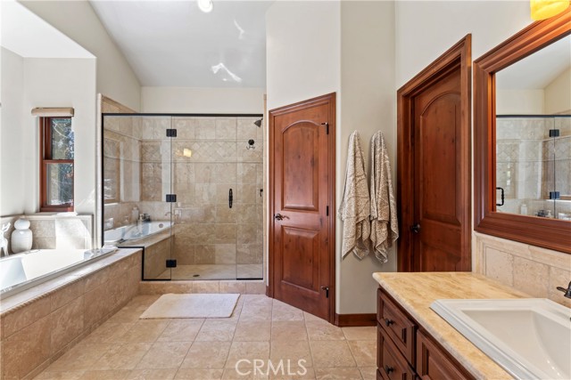 Detail Gallery Image 23 of 53 For 27556 Meadow Bay Dr, Lake Arrowhead,  CA 92352 - 4 Beds | 3/1 Baths