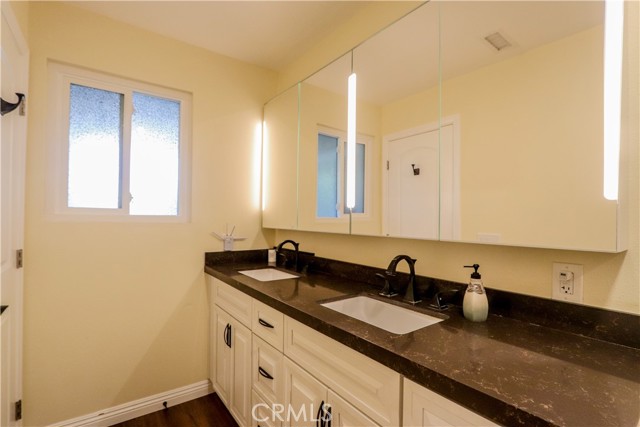 Detail Gallery Image 17 of 27 For 1401 Pinon Pl #1,  Fullerton,  CA 92835 - 3 Beds | 2 Baths