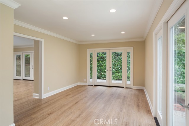 520 Laver Way, Newport Beach CA: https://media.crmls.org/medias/a823c2b4-73d6-47a5-97a6-4a0648f5b4cf.jpg