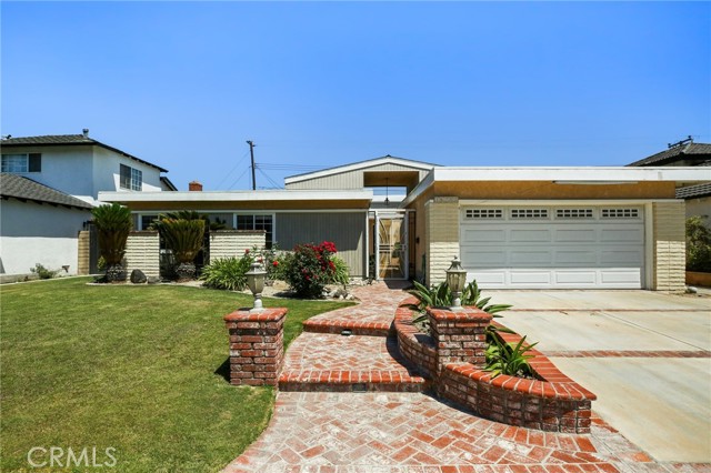 Image 3 for 16752 Montclair Ln, Huntington Beach, CA 92647