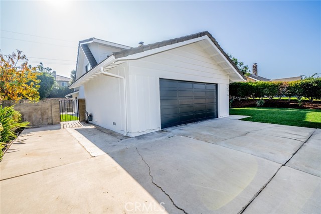 Detail Gallery Image 4 of 32 For 276 Coronado Dr, Corona,  CA 92879 - 4 Beds | 3 Baths