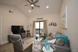 A825de04 963a 496e B32f Edc07cc54a2d