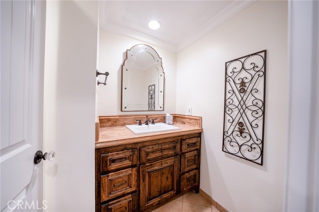 Detail Gallery Image 21 of 42 For 18337 Chatham Ln, Porter Ranch,  CA 91326 - 4 Beds | 2/1 Baths