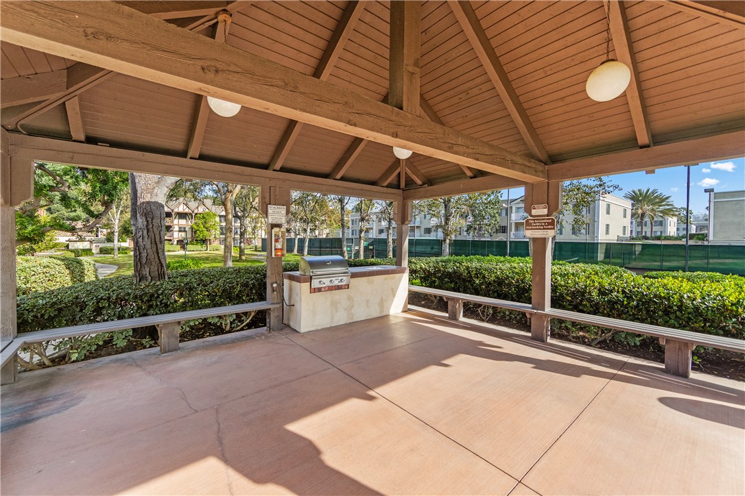 Detail Gallery Image 37 of 51 For 3621 S Bear St. a,  Santa Ana,  CA 92704 - 2 Beds | 2 Baths