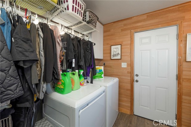 11661 Valverda Avenue, Riverside CA: https://media.crmls.org/medias/a826d17a-9b6c-4a2c-91c0-da4e694cf4a2.jpg