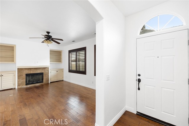 Detail Gallery Image 3 of 23 For 34027 Lily, Yucaipa,  CA 92399 - 3 Beds | 2/1 Baths