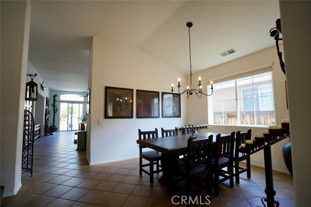 Detail Gallery Image 3 of 21 For 29043 Silver Star Dr, Menifee,  CA 92584 - 3 Beds | 2 Baths