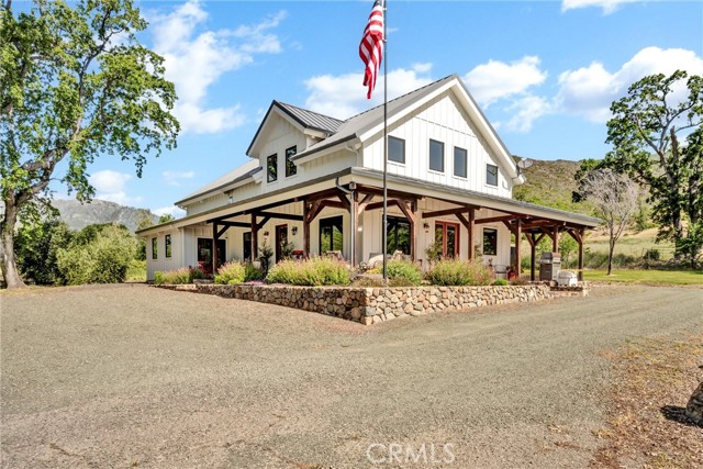 Detail Gallery Image 4 of 49 For 19676 Highway 175, Middletown,  CA 95461 - 3 Beds | 3 Baths