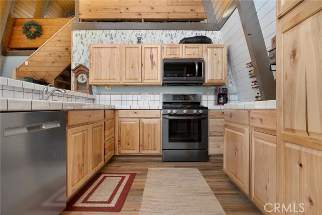 Detail Gallery Image 13 of 51 For 2116 Glacier Dr, –,  CA 93222 - 3 Beds | 1 Baths