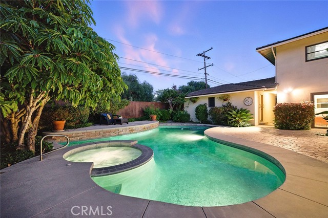 1210 Los Altos Avenue, Long Beach CA: https://media.crmls.org/medias/a82820a3-02cd-4610-9f60-5f033e615378.jpg