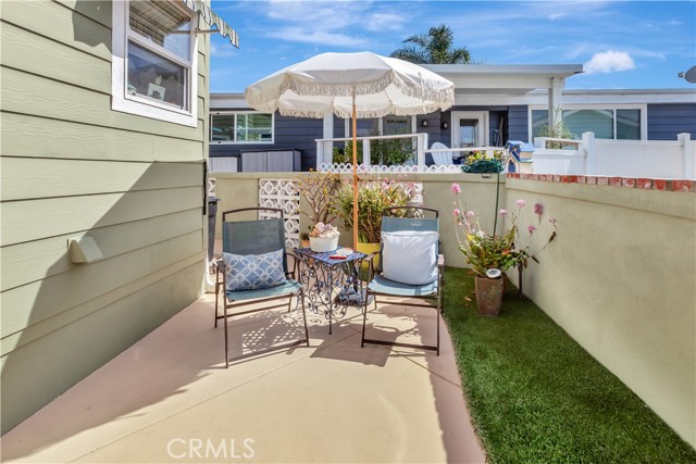 Detail Gallery Image 31 of 53 For 40 Saratoga, Newport Beach,  CA 92660 - 3 Beds | 2/1 Baths