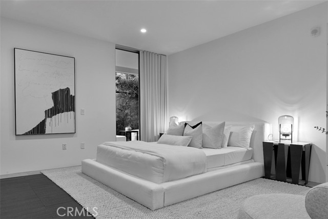 Detail Gallery Image 1 of 27 For 838 N Kings Rd #106,  West Hollywood,  CA 90069 - 1 Beds | 1/1 Baths