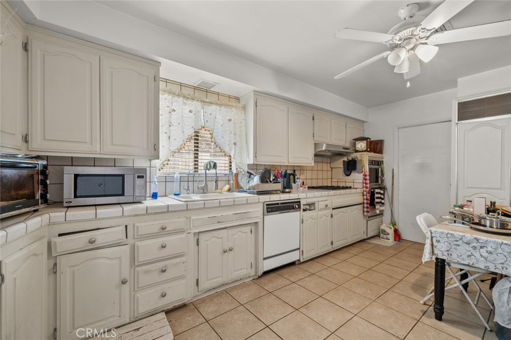 3277 Longridge TerraceSherman Oaks img 14