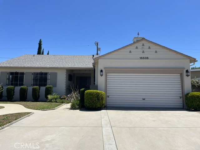 Detail Gallery Image 3 of 31 For 16506 Halsted St, Northridge,  CA 91343 - 4 Beds | 2 Baths