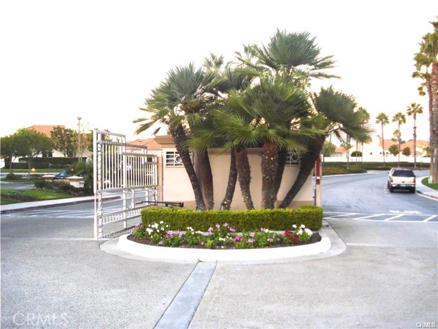 Detail Gallery Image 9 of 16 For 21422 Canaria, Mission Viejo,  CA 92692 - 2 Beds | 2/1 Baths