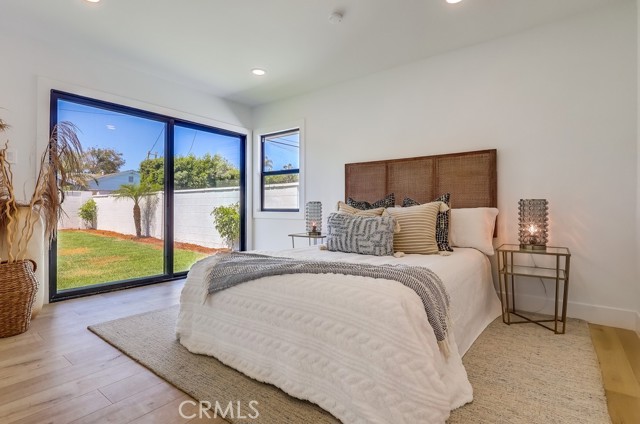 2103 Roxanne Avenue, Long Beach CA: https://media.crmls.org/medias/a82a5e51-c871-4fcf-b94f-96f0d25e60e8.jpg
