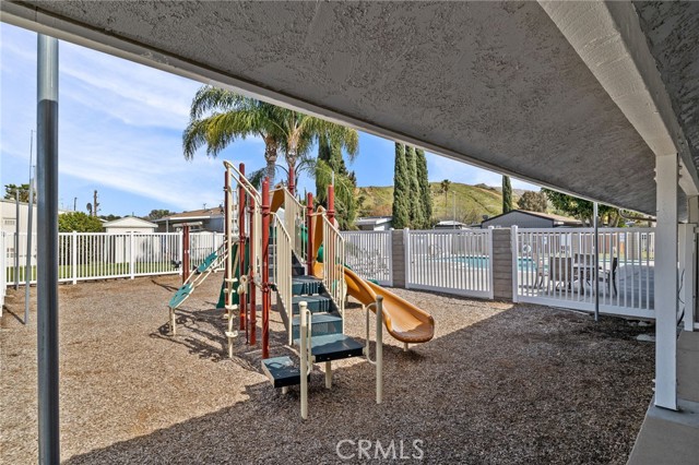 Detail Gallery Image 39 of 56 For 777 S Temescal St #81,  Corona,  CA 92879 - 4 Beds | 2 Baths