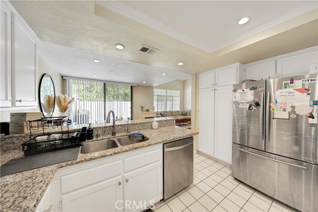 22915 Colombard Lane, Diamond Bar CA: https://media.crmls.org/medias/a82cd398-d023-41d7-b59f-b05289a01913.jpg