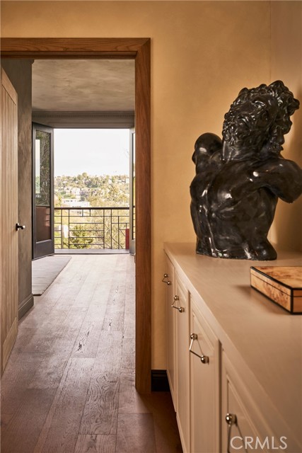 Detail Gallery Image 22 of 30 For 3761 Glenalbyn, Los Angeles,  CA 90065 - 3 Beds | 3 Baths