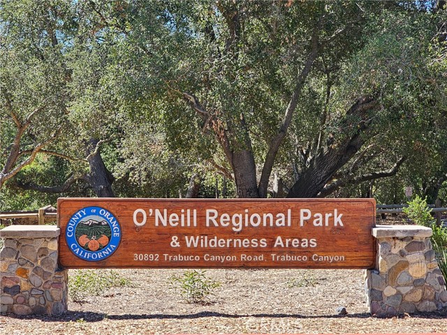 21351 Birdhollow Drive, Rancho Santa Margarita CA: https://media.crmls.org/medias/a82f8cda-5349-4583-b945-6d7b3788d856.jpg