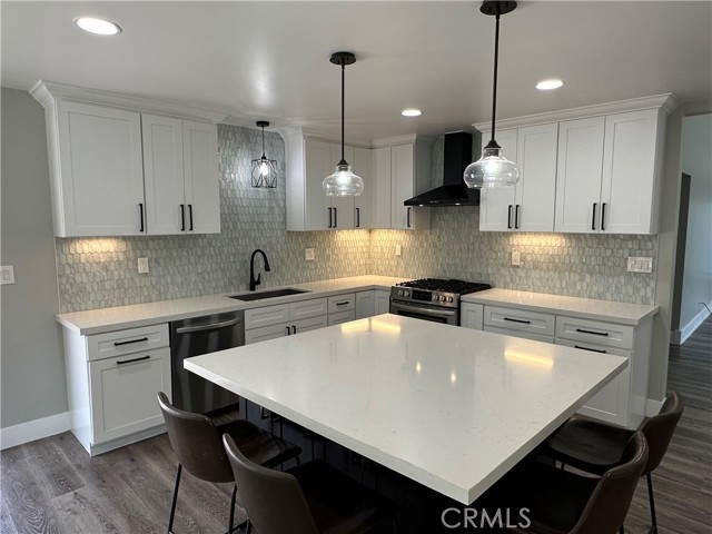 Detail Gallery Image 4 of 14 For 936 Jasmine, Costa Mesa,  CA 92626 - 3 Beds | 2 Baths