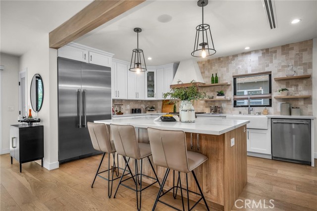 Detail Gallery Image 11 of 49 For 5110 Greenbush Ave, Sherman Oaks,  CA 91423 - 6 Beds | 6 Baths
