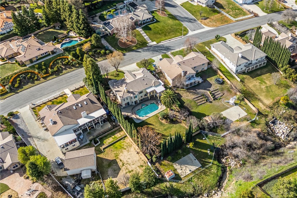 https://media.crmls.org/medias/a831a0b4-f473-496f-ac9e-57bc5e4da73a.jpg?preset=X-Large