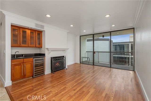 Detail Gallery Image 6 of 33 For 911 N Kings Rd #319,  West Hollywood,  CA 90069 - 1 Beds | 1 Baths
