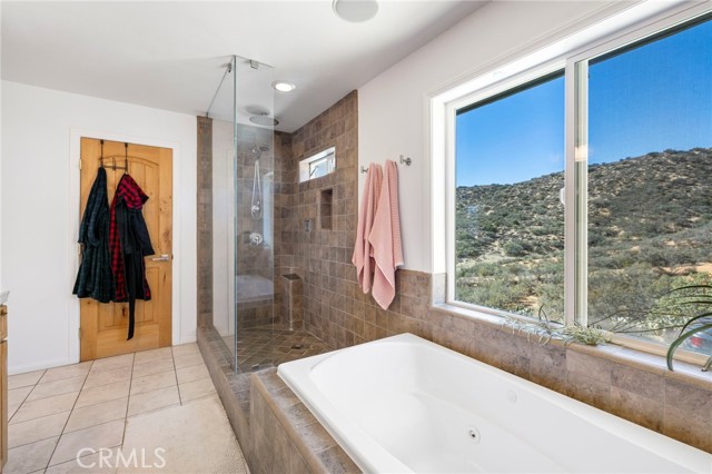 Detail Gallery Image 20 of 42 For 35607 Red Rover Mine, Acton,  CA 93510 - 5 Beds | 3 Baths